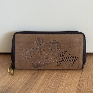 Juicy Couture Tan Crown Wallet